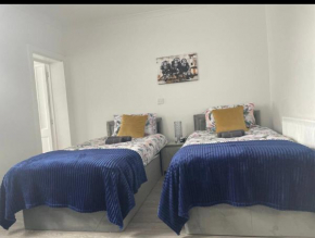 Samarlon Home Saxton